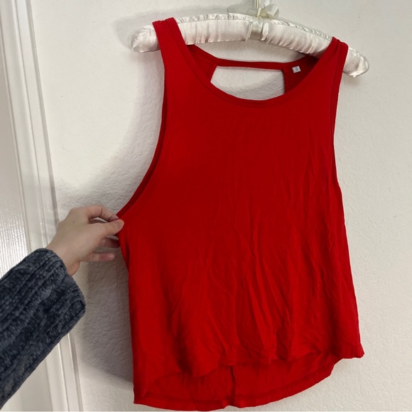Shein Red Tank Top Open Back Keyhole Lightweight Flowy Sleeveless Shirt Sz S - Picture 5 of 7